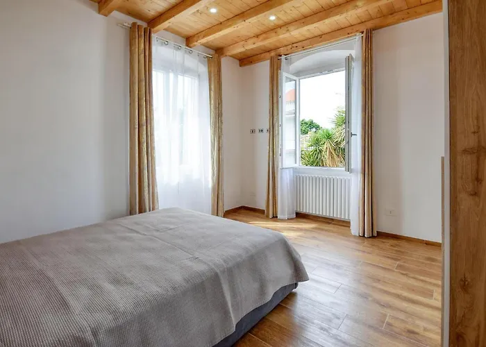 1 Bedroom Amazing In Apartment